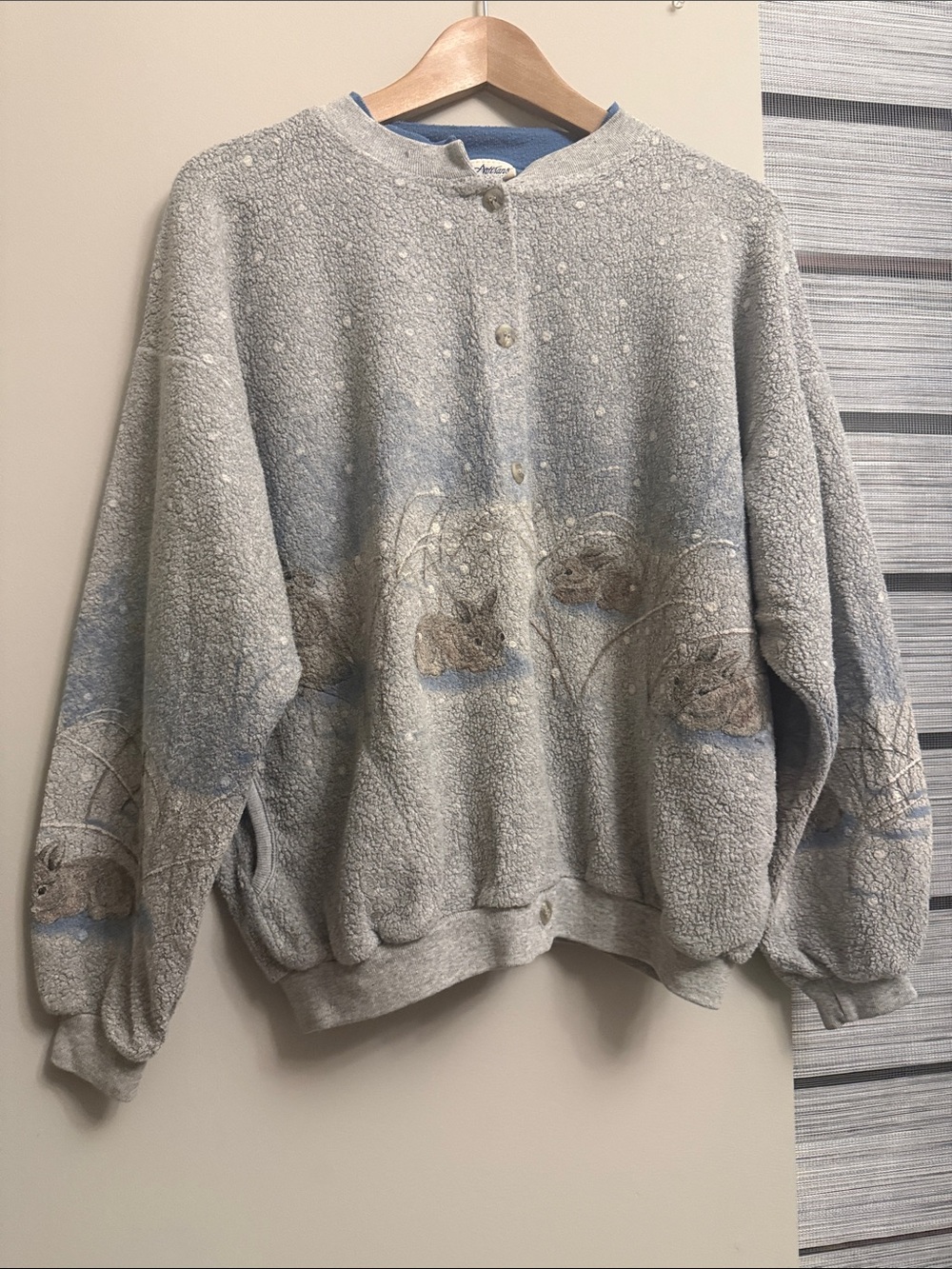Vintage Artisans screen printing rabbit cotton blend button down cardigan  M/L